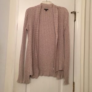 Cardigan sweater