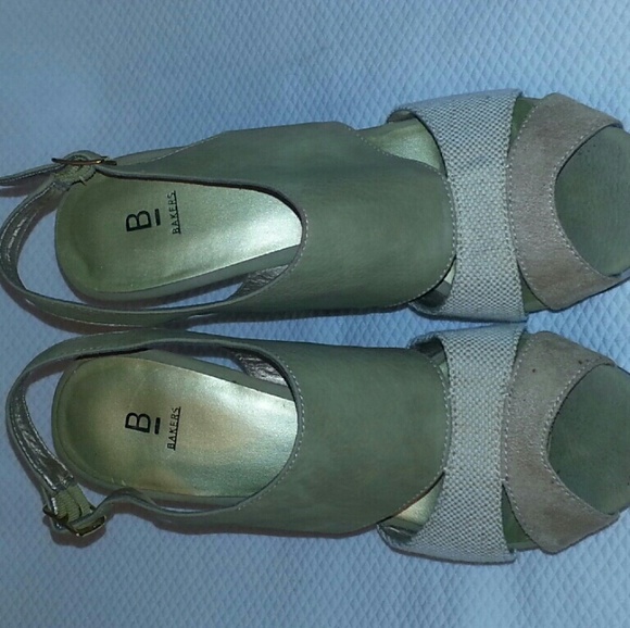 Bakers Heeled Wedges - Picture 2 of 4