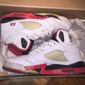 Jordan 5s , size 4.5y ,