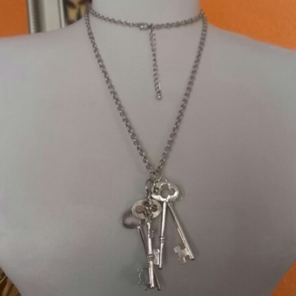OS Jewelry - Cute Fashion Keys Necklace