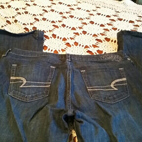 AE Jeans