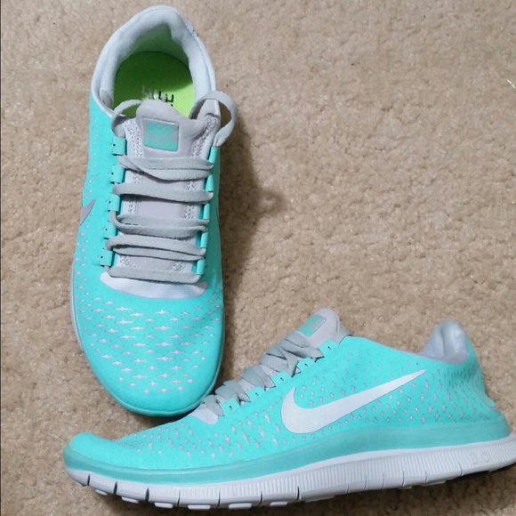NEW Tiffany Blue Nike