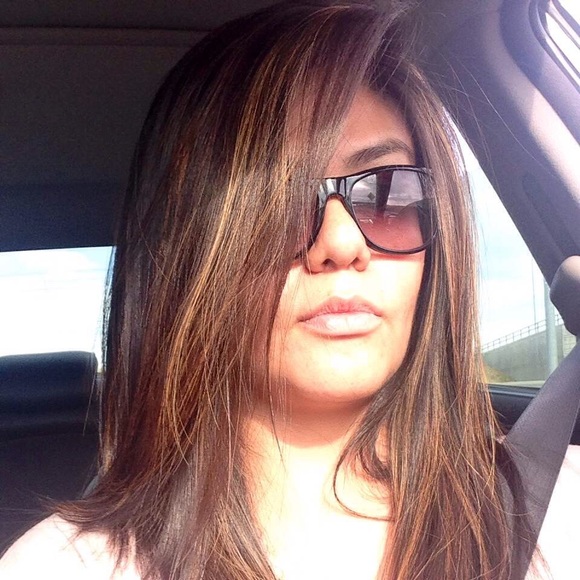 Meet your Posher, Kasandra - Picture 4 of 4