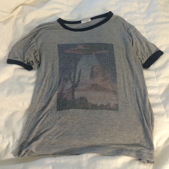 Rare Brandy Melville aliens tee
