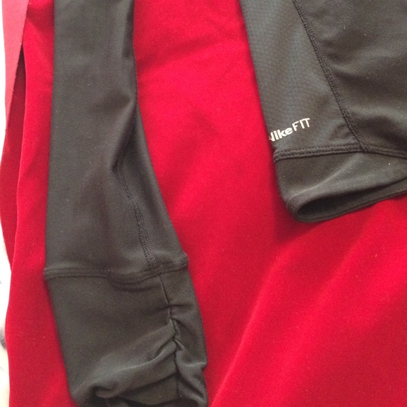 Nike jacket - Picture 2 of 3