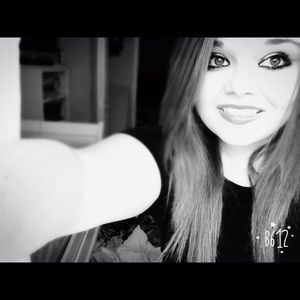 Meet your Posher, Amber