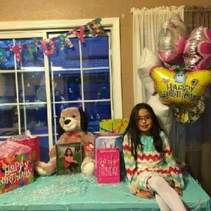 Meet your Posher, Veronica