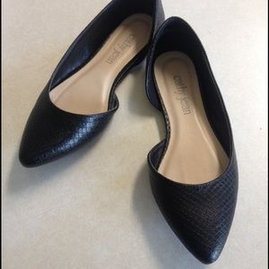 Open Shank Pointed Toe Flats