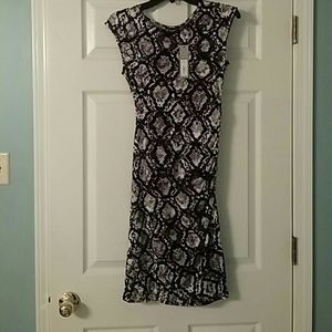 Apt. 9 dress XS