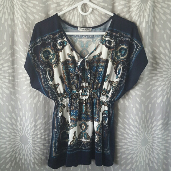 Beautiful flowy blouse