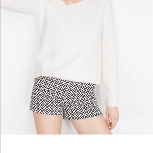 ZARA PRINTED SHORTS