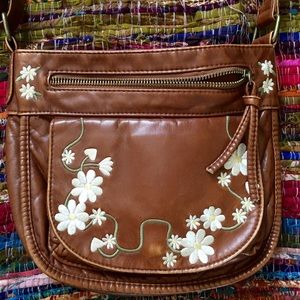 Tilly's CrossBody Bag with Daisy Embroidery