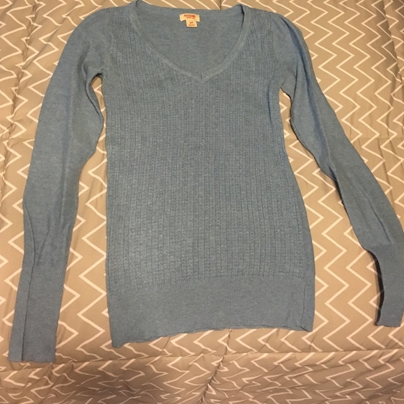 long sleeved top