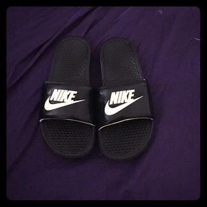 Nike slides