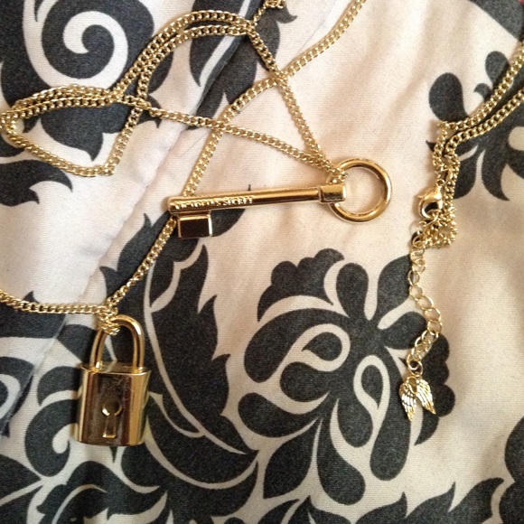 Victoria Secret Gold Necklace