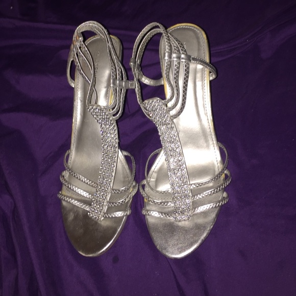 Cute heels!