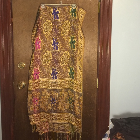 All Occasion Scarf - Picture 3 of 3