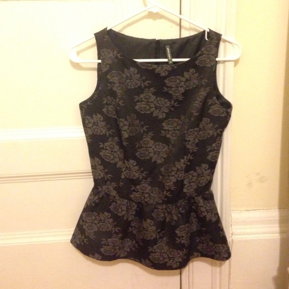 Black and Grey Peplum Top Naf Naf - Picture 1 of 4