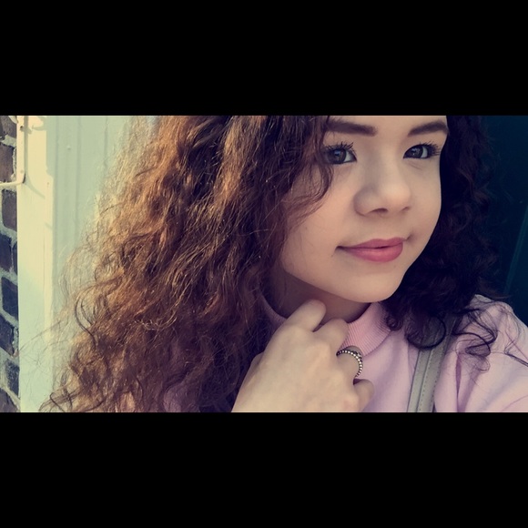 Meet your Posher, Chasity