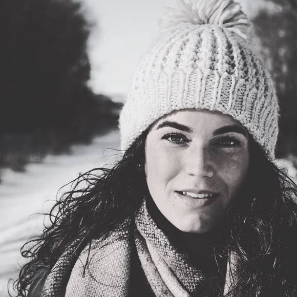 Meet your Posher, Lauren