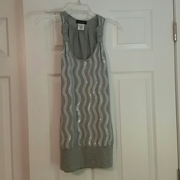 Sequence tank