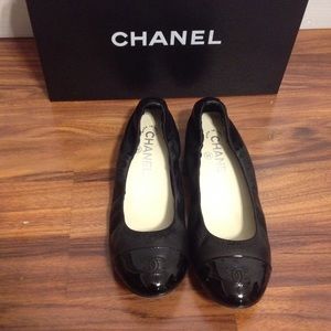 Chanel stretch black flats