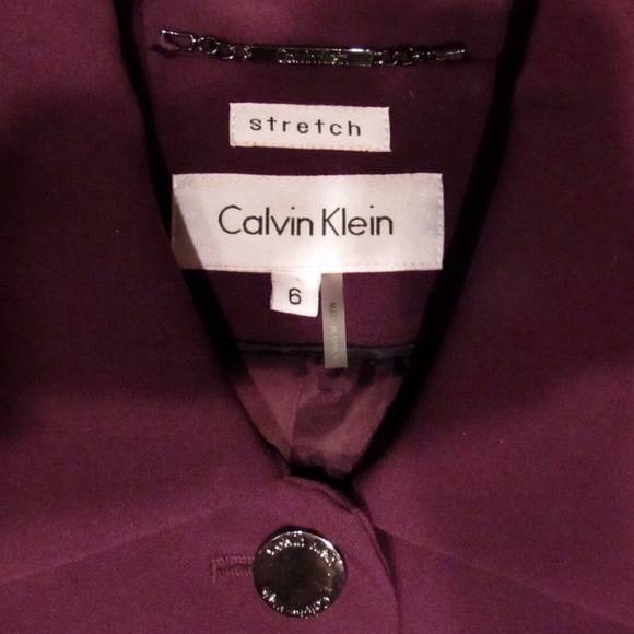 Calvin Klein plum blazer - Picture 3 of 3