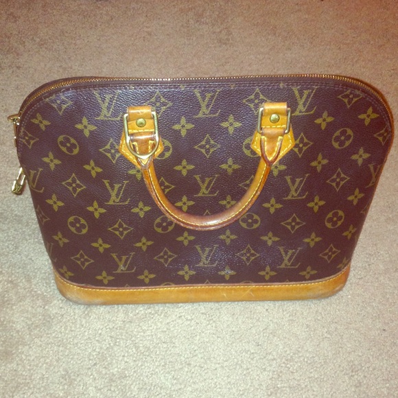 Original Louie Vuitton Purse