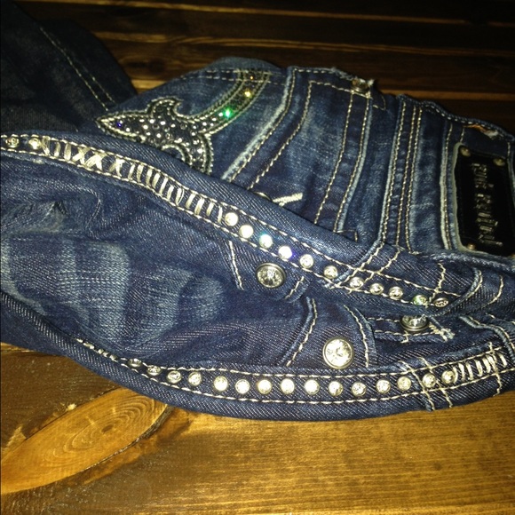 SOLD - Picture 3 of 3