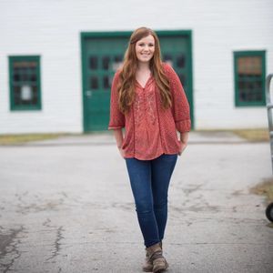 Meet your Posher, Alyssa