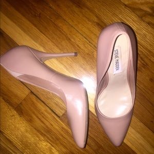 Steve Madden Galleryy Nude Pumps
