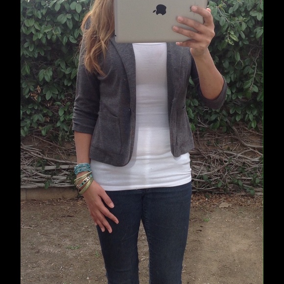 Grey blazer