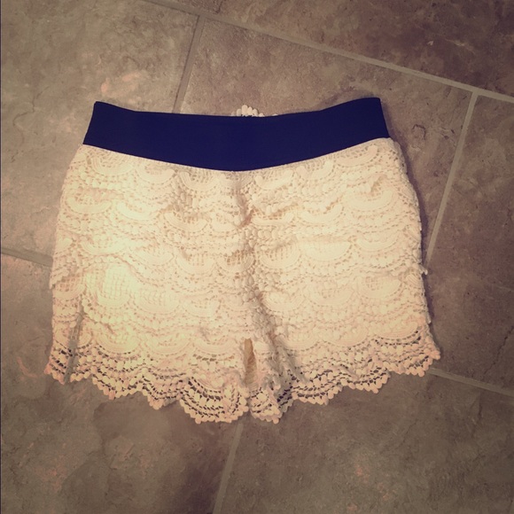 Lace shorts