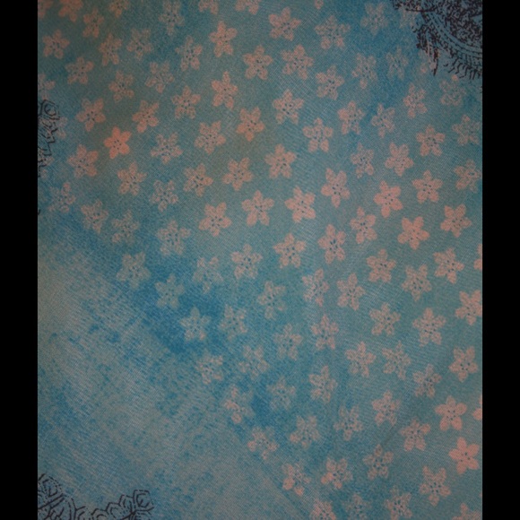 BEAUTIFUL Armani Exchange dress - Never worn. - Picture 3 of 3