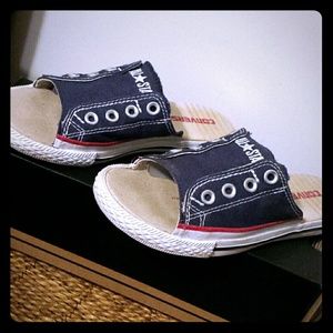 Converse