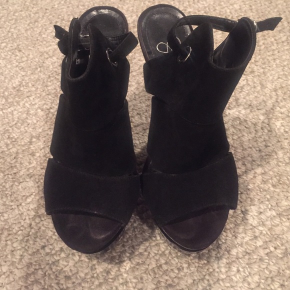 Jessica Simpson Platform Heels
