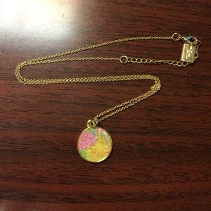 NWOT: Lilly Pulitzer printed charm gold necklace NWOT: Lilly Pulitzer printed charm gold necklace