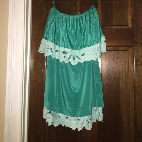 Strapless dress