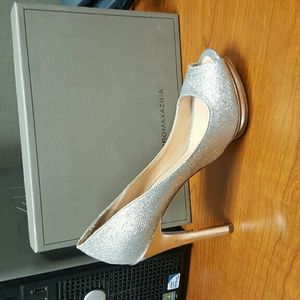 BCBG glitter platform party shoes