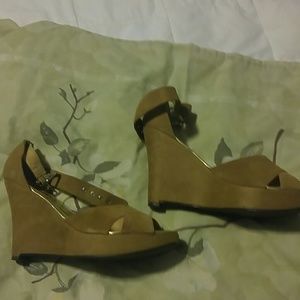 BCBG wedges