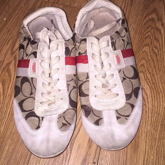 Red and white coach shoes - Picture 4 of 4
