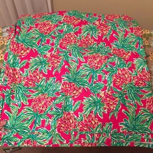 NWT Lily Pulitzer Table Cloth