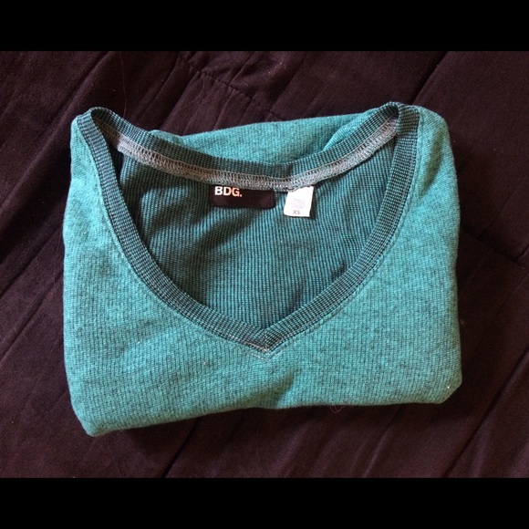 BDG. Long Sleeve Tee Forest Green, great condition - Picture 2 of 3