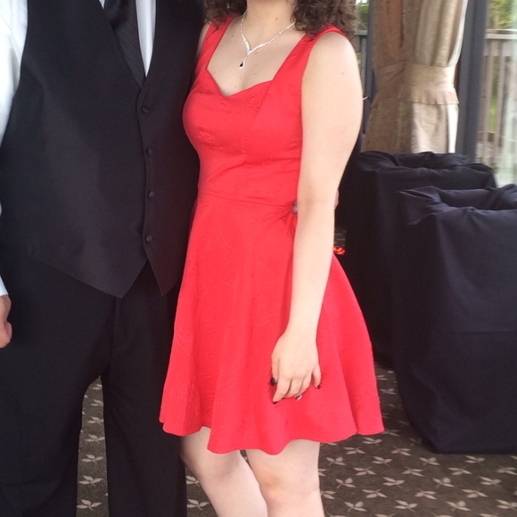 Dress - Picture 1 of 2