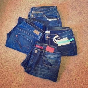 JEANS Bundle Lot Plus Size (4) Levi's,Vigold NEW!