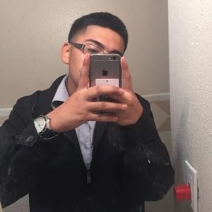 Meet your Posher, Gerardo