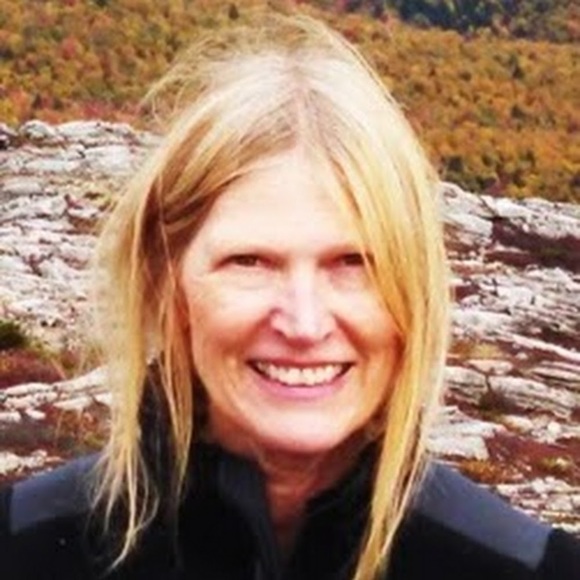 Meet your Posher, Carla - Picture 1 of 1