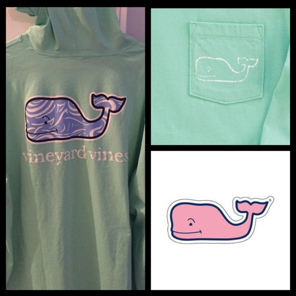 New Vineyard Vines hooded long sleeve Tee