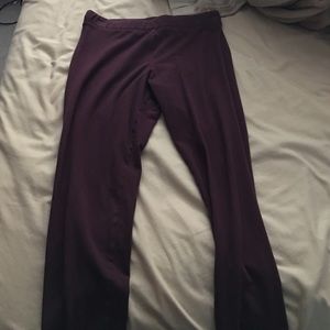 Maroon Victoria Secret legging