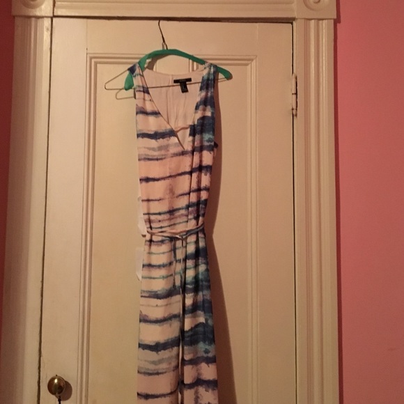 Gorgeous never worn maxi dress